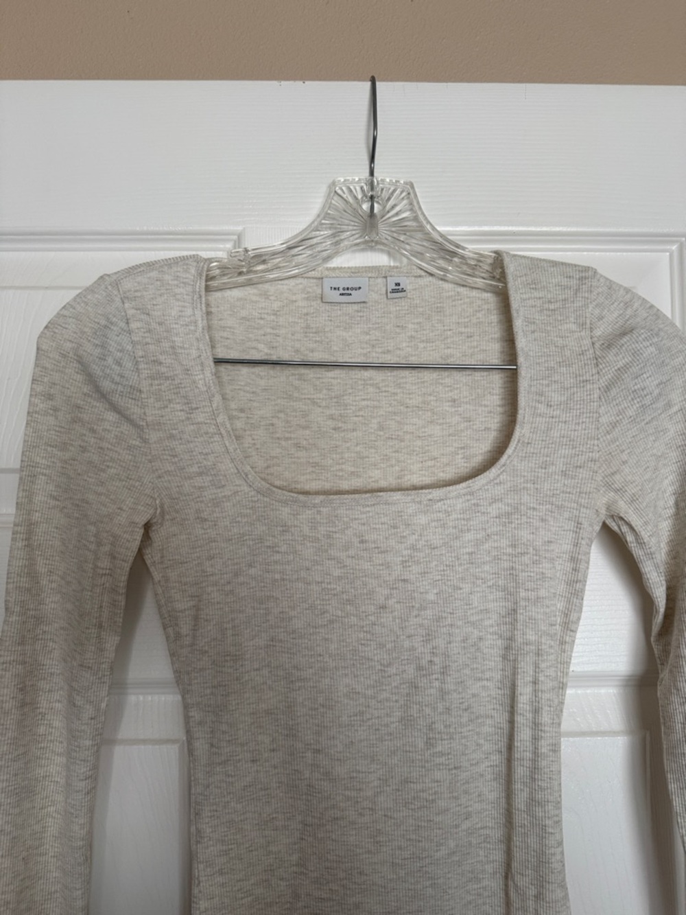 Aritzia The Group Heather Light Birch Lounge Top XS - Picture 2 of 6